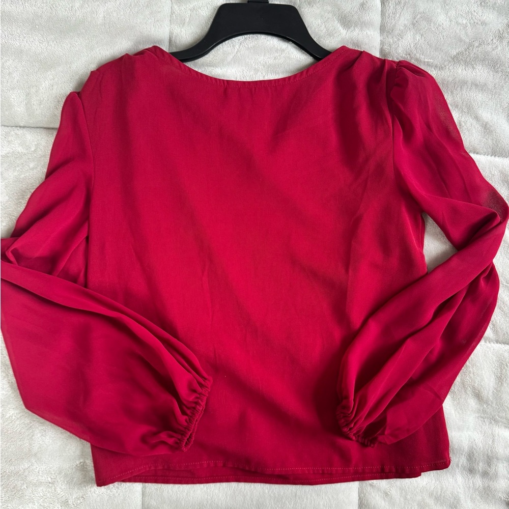 ⚠️Chic Red Blouse⚠️